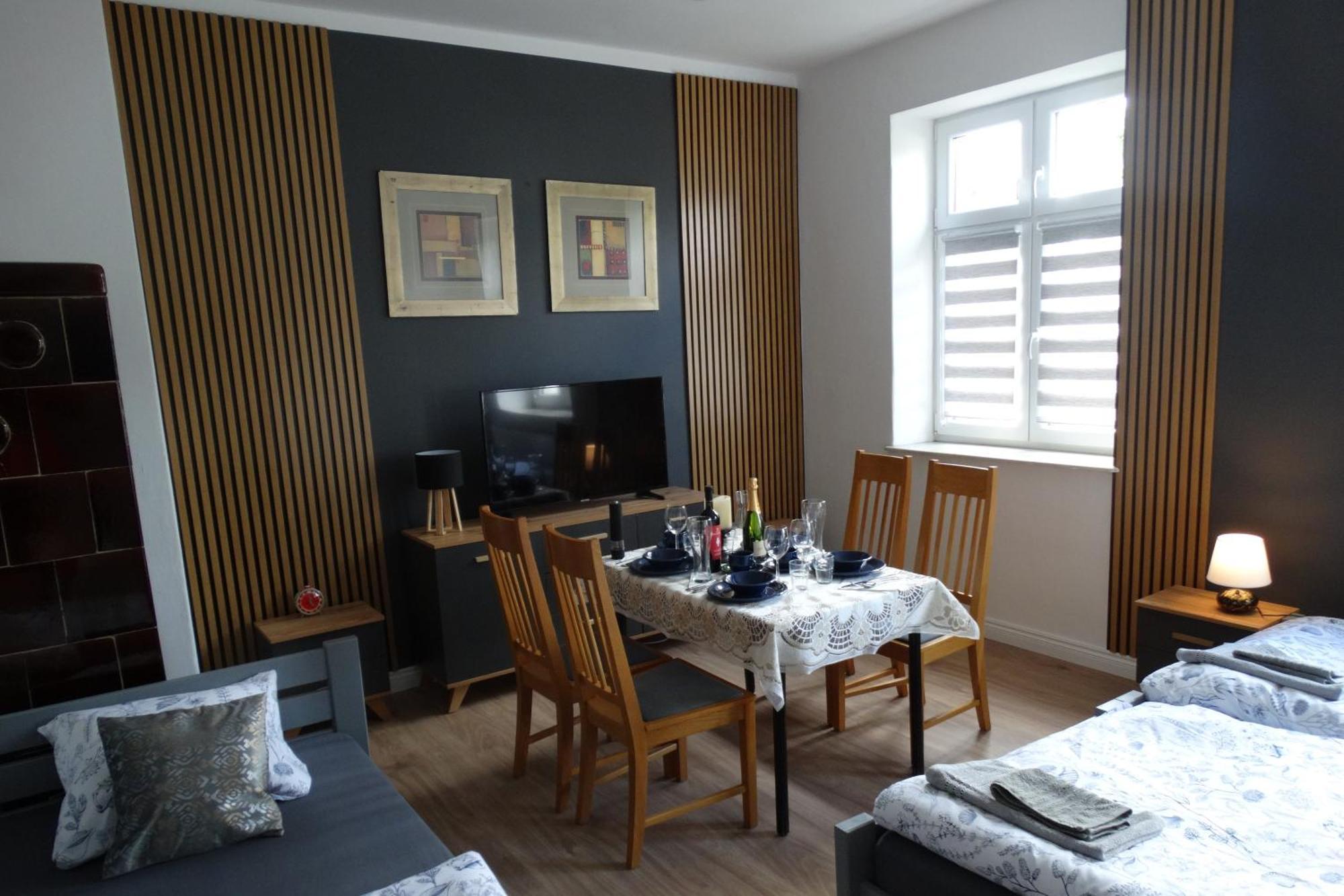 Station Apartment